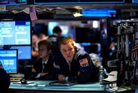 Các nhà đầu tư đang gặp khủng hoảng niềm tin với Fed